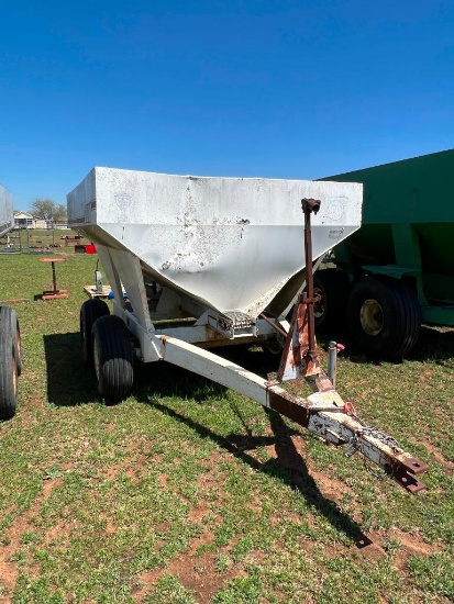 Willmar 500 Fertilizer Cart