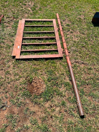 Walk-Through Gate with Post