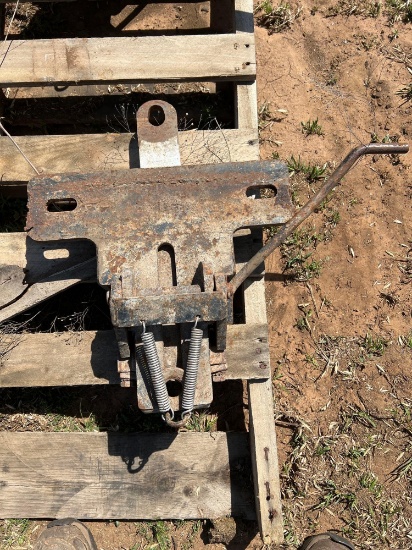 Cushion Hitch