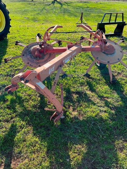 Lotus 300 Hay Rake