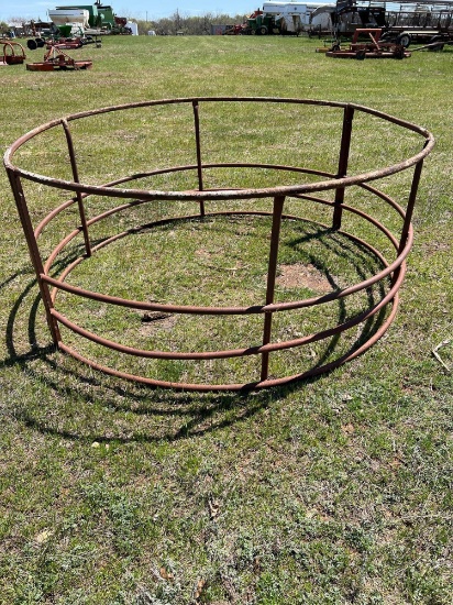 Hay Ring