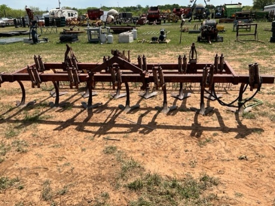 12' 3-point Chisel Plow