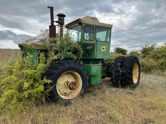 John Deere 7520 Tractor