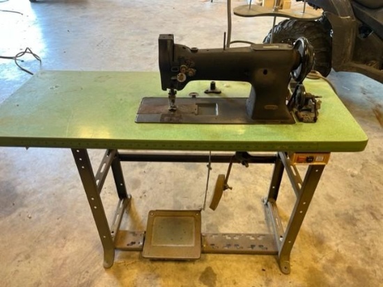 Singer Leather Sewing Machine - Model 135-7