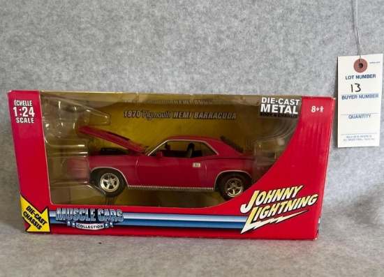 1970 Plymouth Hemi Barracuda 1:24 Die-Cast Metal Car - Johnny Lightning Muscle Cars Collection