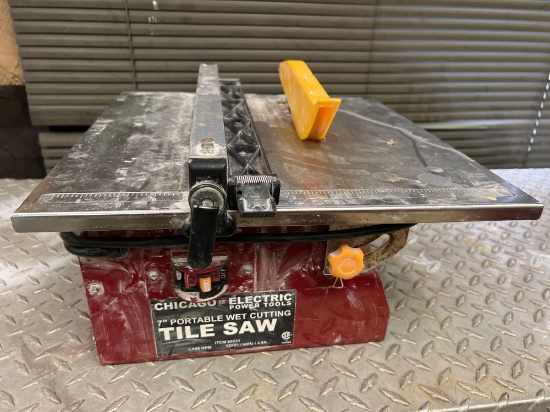 Chicago 7 inch Portable Tile Wet Cutting Saw