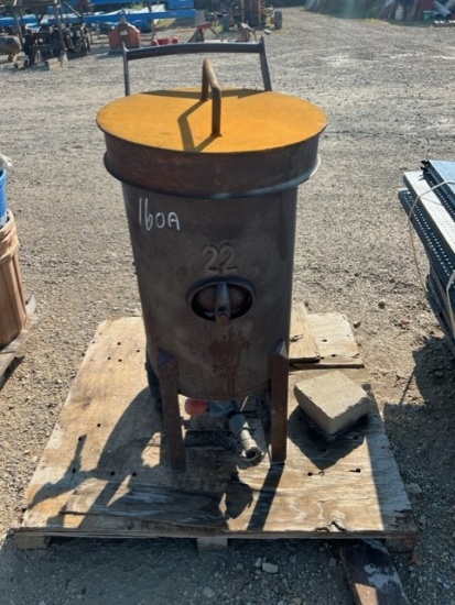 Sand Blaster with Hoses - Works