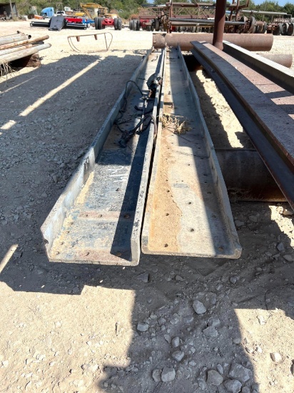 2-pieces of Aluminum Frame off Freightliner Truck