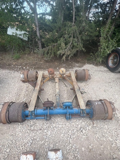 Lowboy axels