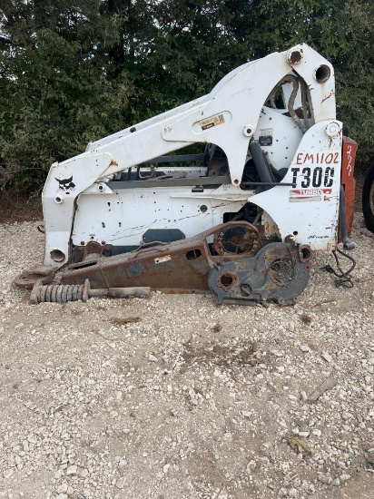 T300 Bobcat Skid Loader Frame - No Motor Selling or Parts Only