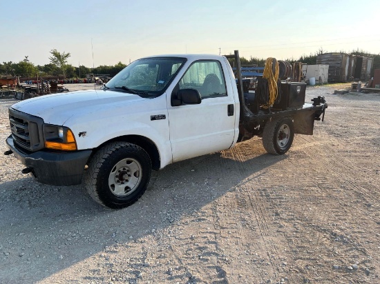 2000 Ford F-250 2wd Flatbed with Miller Bluestar 2E Welder with Cutting Torch Hoses - 288,866 mile