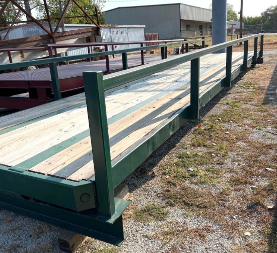Green 92 in x 40 ft Bridge