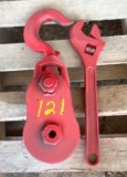 18 inch Snatch Block Crescent Wrench