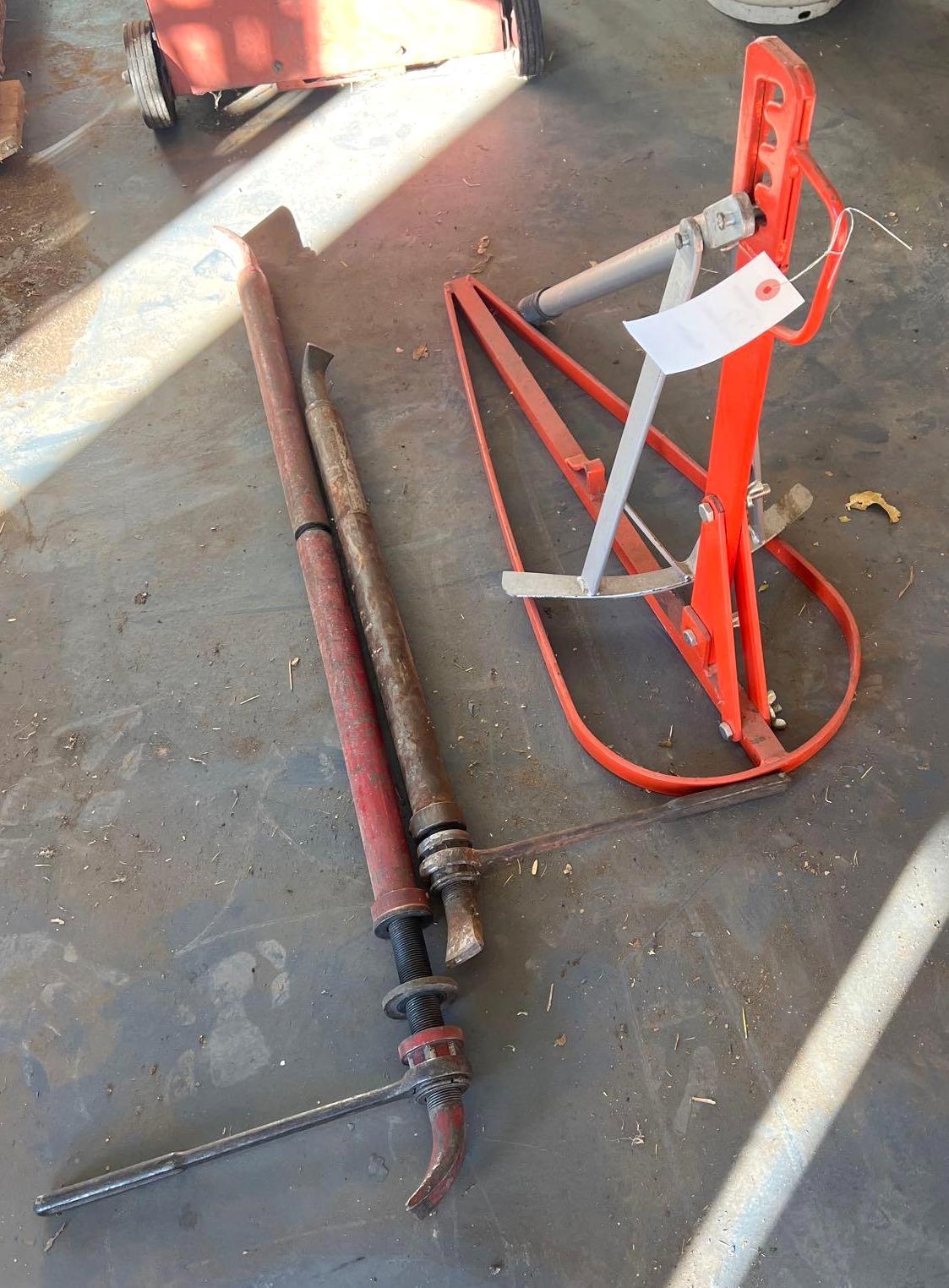 Manual Tire Machine with 2 Tire Busters Proxibid