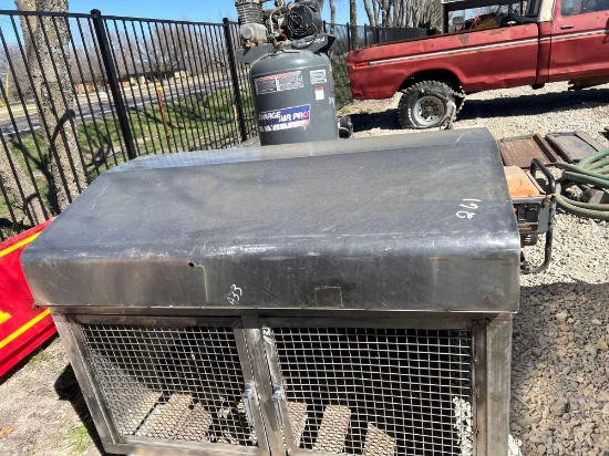 Dog Box for Back of Truck