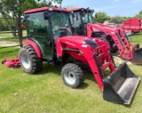 2013 Mahindra 1538 Tractor with Front Loader and 6 foot Finish Mower - 550.9 hours - Super clean.