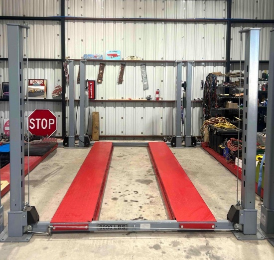 4 Post Advantage 9000 pound Vehicle Lift - Like New