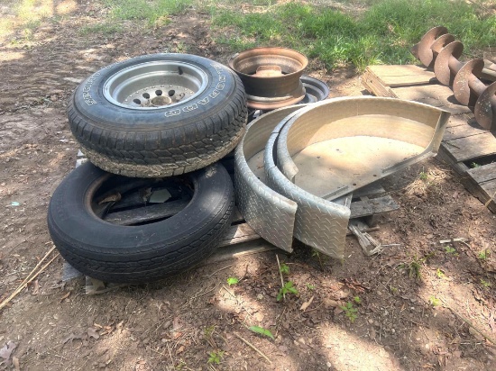 Lot of Misc. Rims and Diamond Plated Fenders