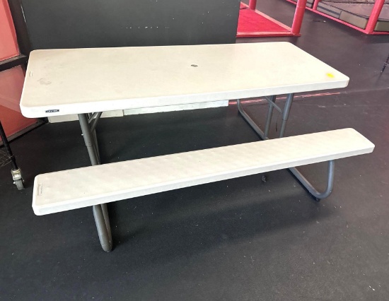 10 Lifetime Plastic Picnic Tables - 10x Money