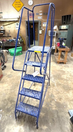 Warehouse Ladder
