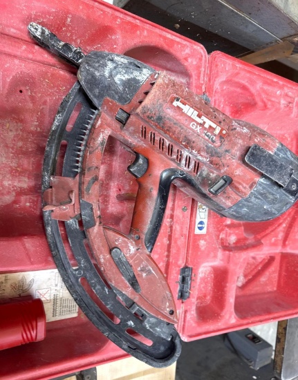 HILTI GX100 Nail Gun