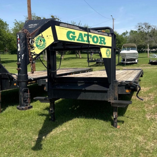 2016 Gator Gooseneck Trailer - 20+5 - Has 27K Axles - Comes with Title