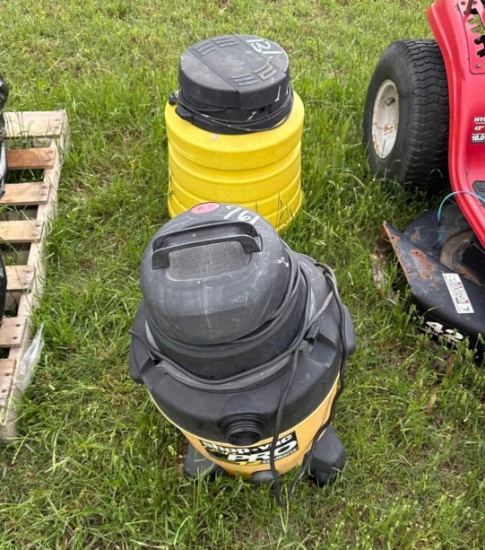Lot of 2 Shop Vacs
