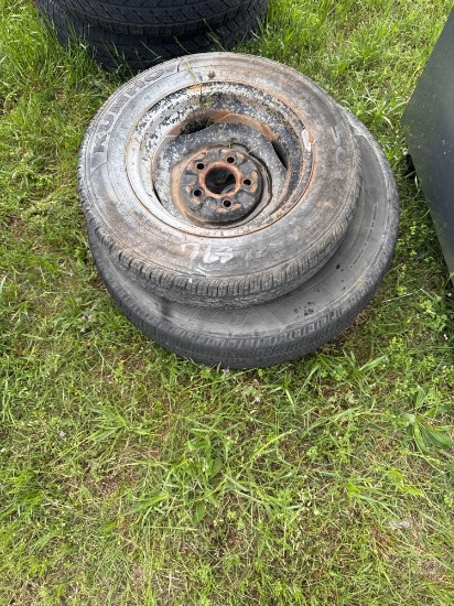 Lot of 2 Tires