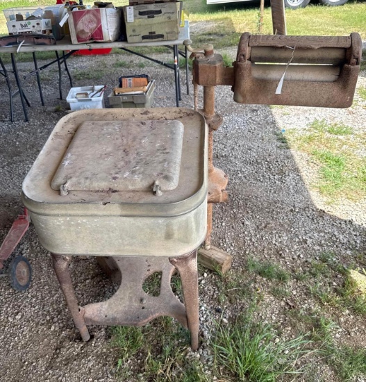 Vintage Maytag Washing Machine