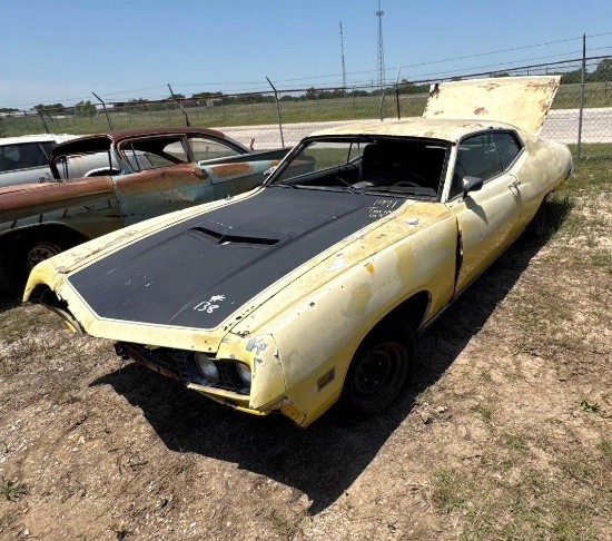 1971 Ford Torino GT - Comes with Title