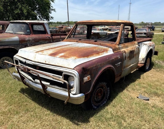 1968 Chevrolet C-10 Short Wheel Base Stepside Pickup with 70 Front Clip - Comes with Title
