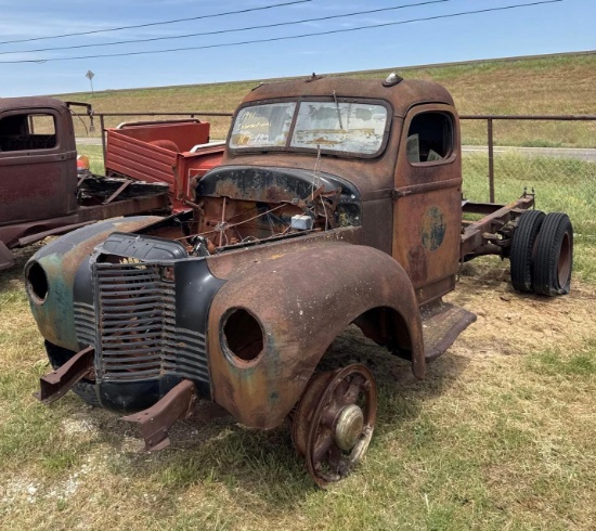 1941 International Cab & Chassis - Comes with Bill of Sale