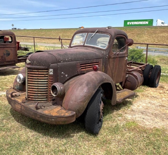 1947 International Cab & Chassis - Comes with Bill of Sale