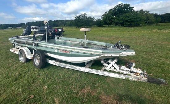 Ranger Fishing Boat with Mercury 150 Motor