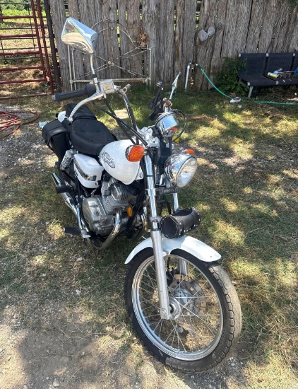 2006 Honda Rebel Motorcycle - 15,450 miles - Starts and Runs