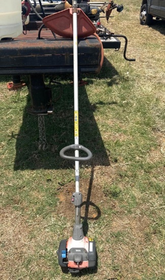 Husqvarna 129L Weed Eater - Starts & Runs, per the owner