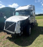 2014 Volvo VNL Semi Truck - 6x4 - Diesel - Starts and Runs - 114 -1478 miles