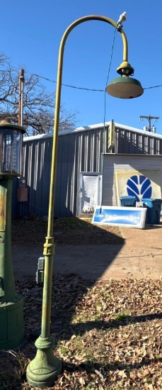 Vintage Outdoor Lamp Post (Ground-Set)