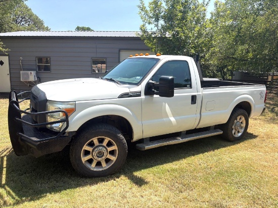 2014 Ford F-250 Super Duty Regular Cab 4x4 - 6.2L V8 Gas - 106K Miles - Gooseneck Ready