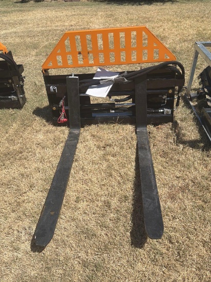 Wolverine Hydraulic Adjustable Skid Steer Pallet Forks - 48 in. - Model PFA-11-3300G - New
