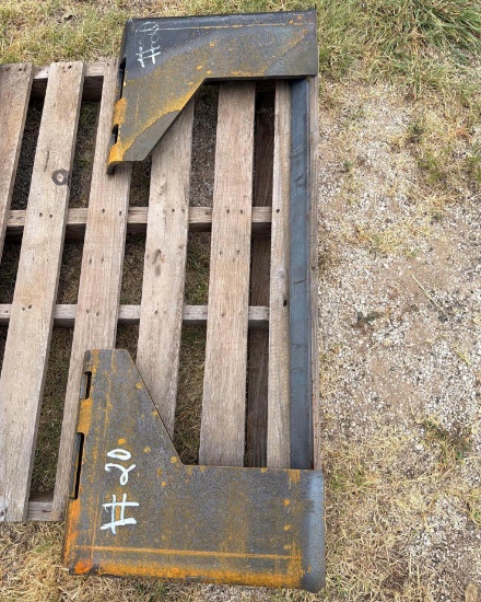 Universal Skid Steer Quick Attach Mount Plate