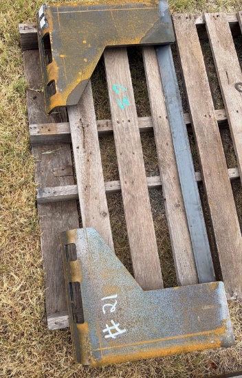 Universal Skid Steer Quick Attach Mount Plate