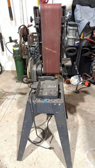 Craftsman Combination Belt & Disc Sander with Stand - Runs
