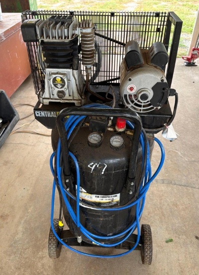 Central Pneumatic 2 HP 29 Gallon Air Compressor - Works