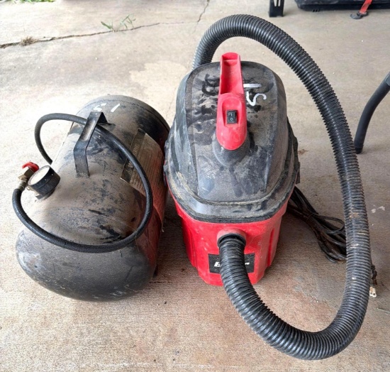 Bauer Portable Wet/Dry Shop Vacuum & Portable Air Bubble - Works