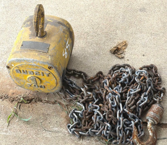 Budget 1-Ton Manual Chain Hoist