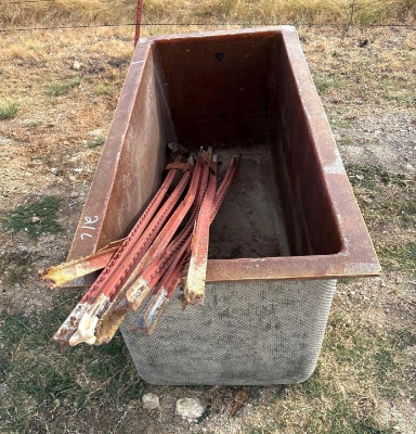 Fiberglass Water Trough with T-Post