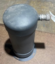 High-Vacuum Ion Pump - Industrial Vacuum Pump with Electrical Connection & Mounting Flange