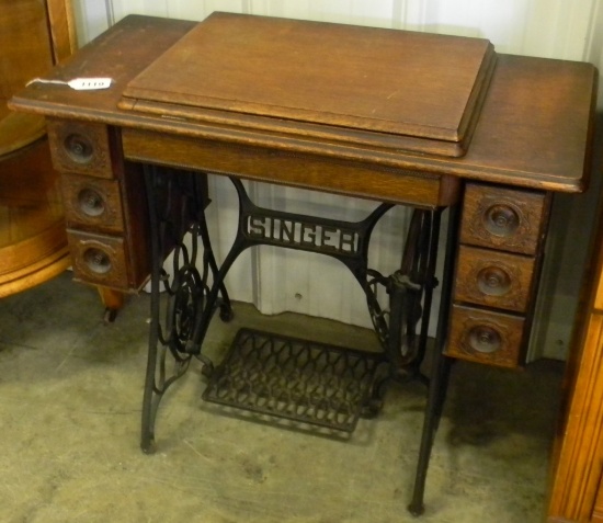 SINGER TREDDLE SEWING MACHINE