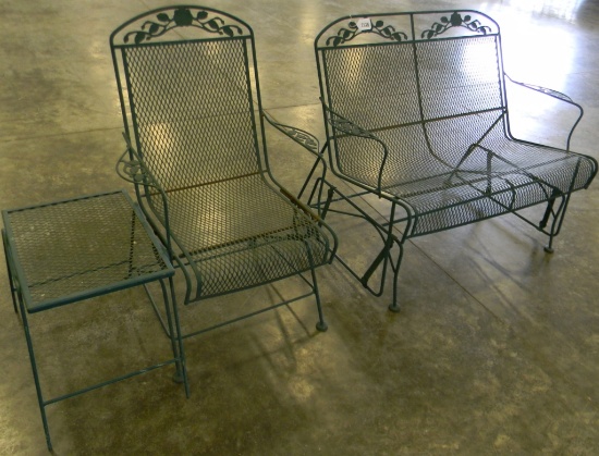 WROGHT IRON LAWN SET